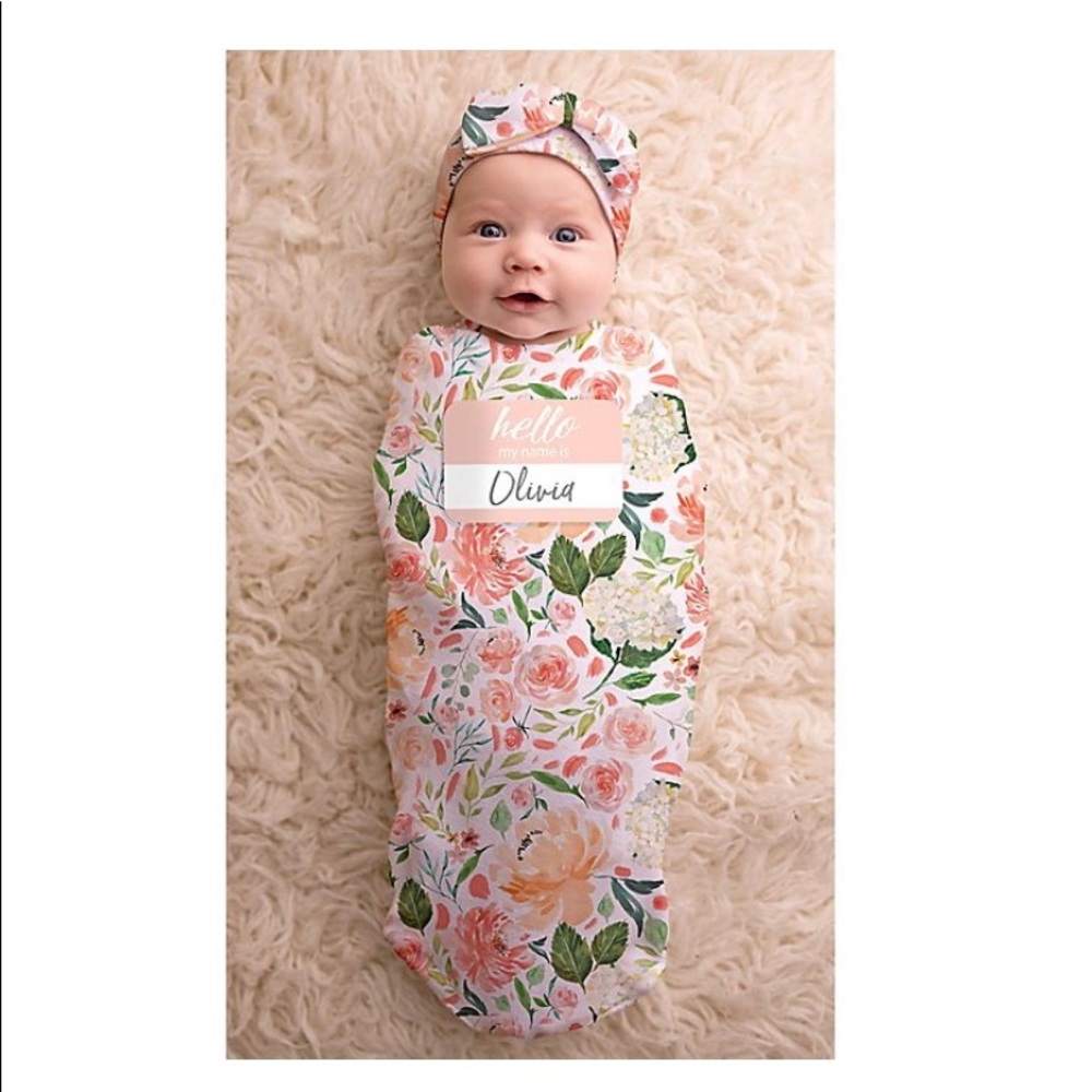 Itzy Ritzy newborn cutie cocoon set
